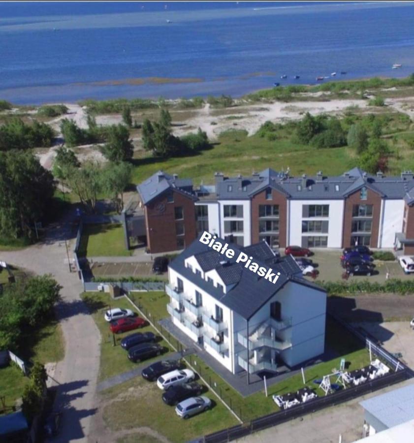 Apartamenty Biale Piaski 亚斯塔尔尼亚 外观 照片